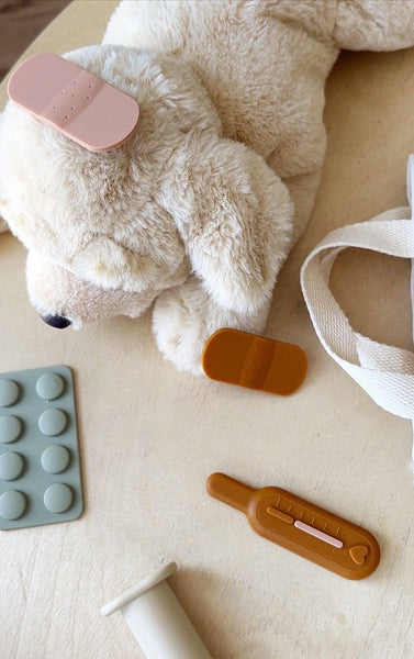 Marlowe & Co - Silicone Doctor Kit Play Set
