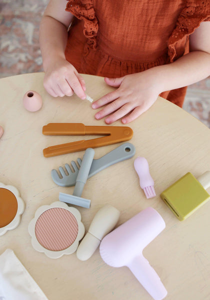 Marlowe & Co - Silicone Hair and Makeup Play Set