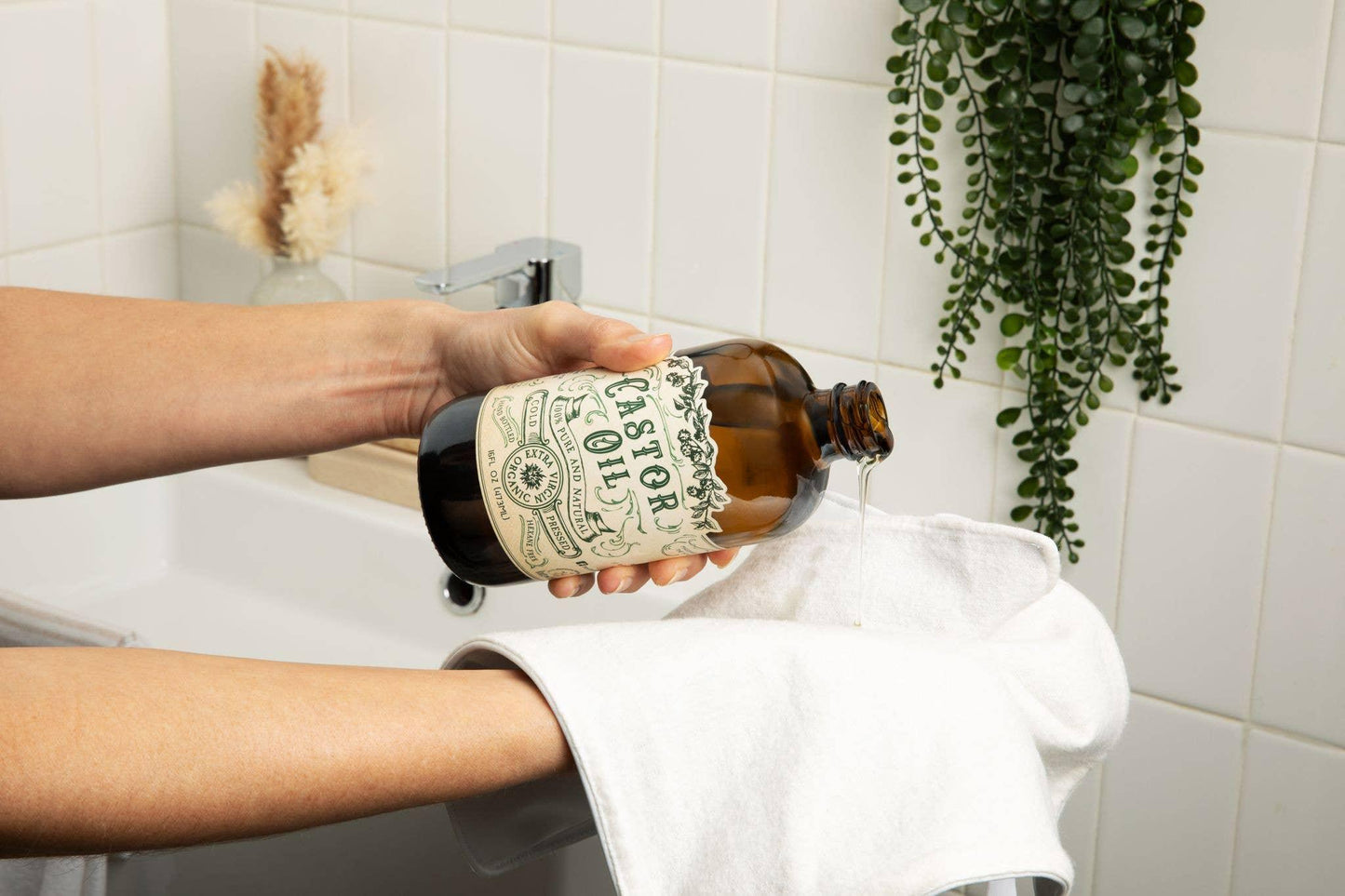 Roots And Leaves - Organic Cold Pressed Castor Oil Hexane Free USA bottled