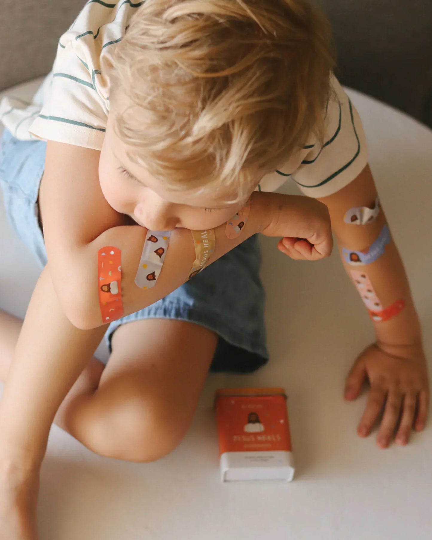 Be A Heart - Jesus Heals Bandages