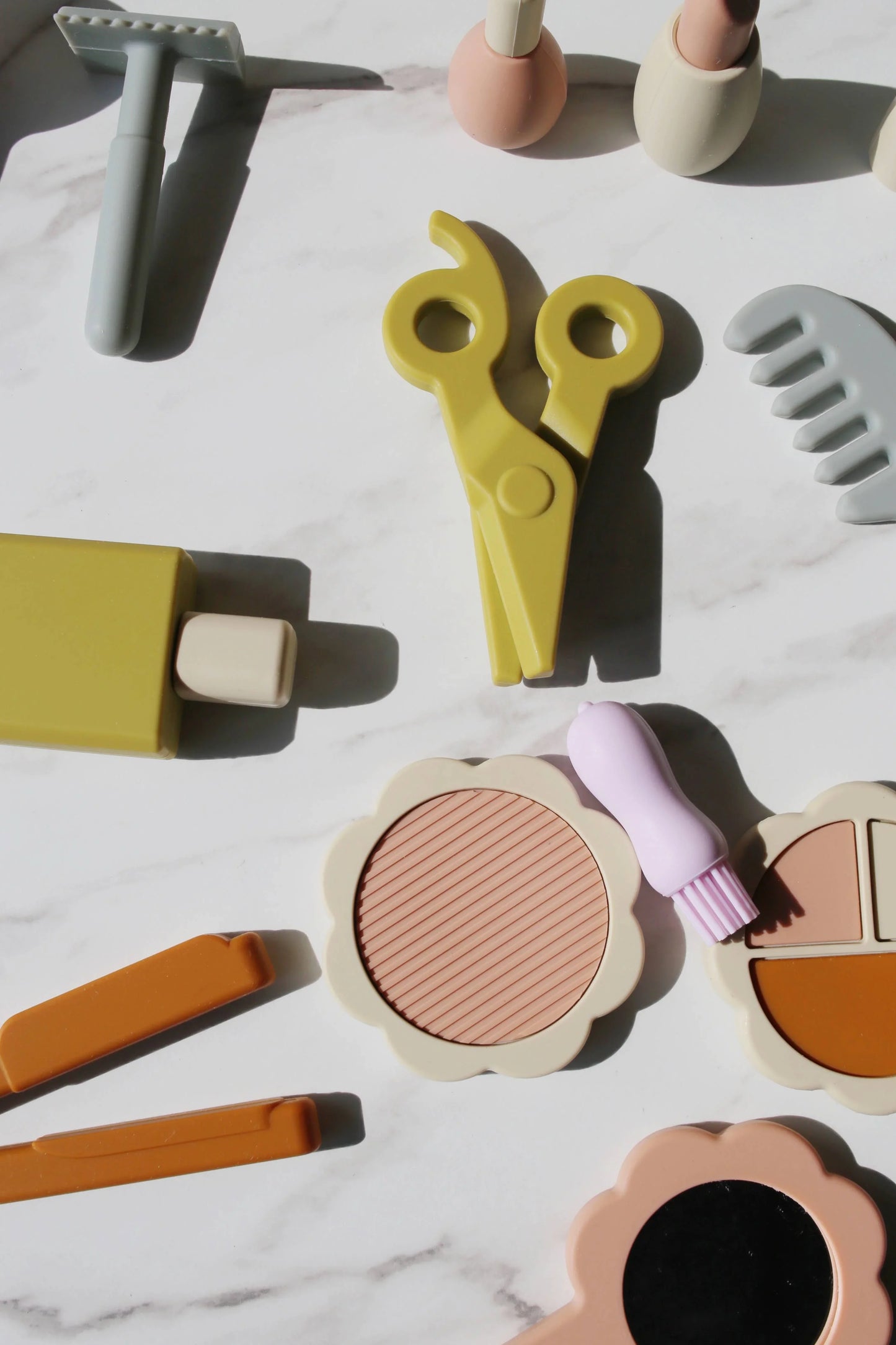 Marlowe & Co - Silicone Hair and Makeup Play Set