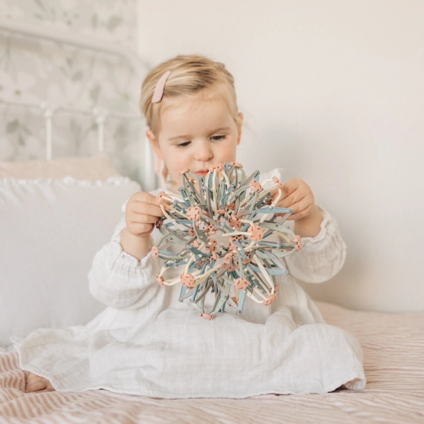 Mindful and Co Kids USA - Mindfulness Magic Ball