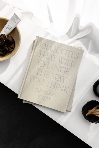 Thought Catalog - 101 Quotes That Will Change The Way You Think - table book