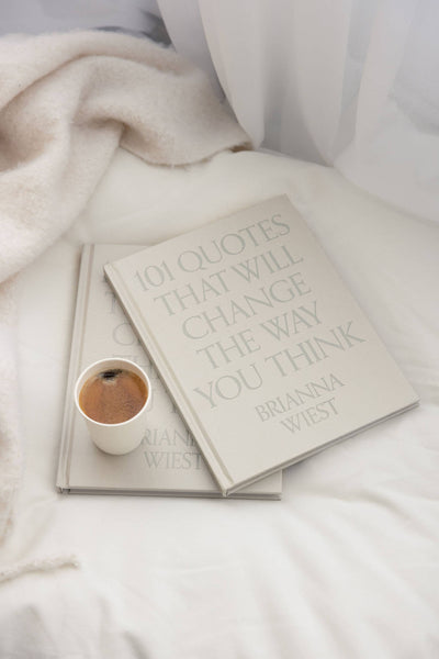 Thought Catalog - 101 Quotes That Will Change The Way You Think - table book