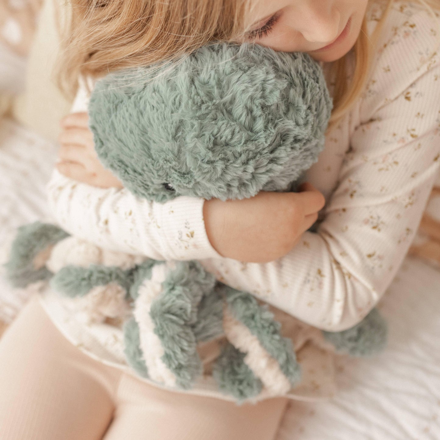 Mindful and Co Kids USA - Ollie The Weighted Octopus Toy