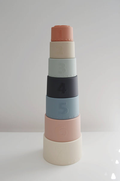 Marlowe & Co - Classic Silicone Stacking Nesting Cups