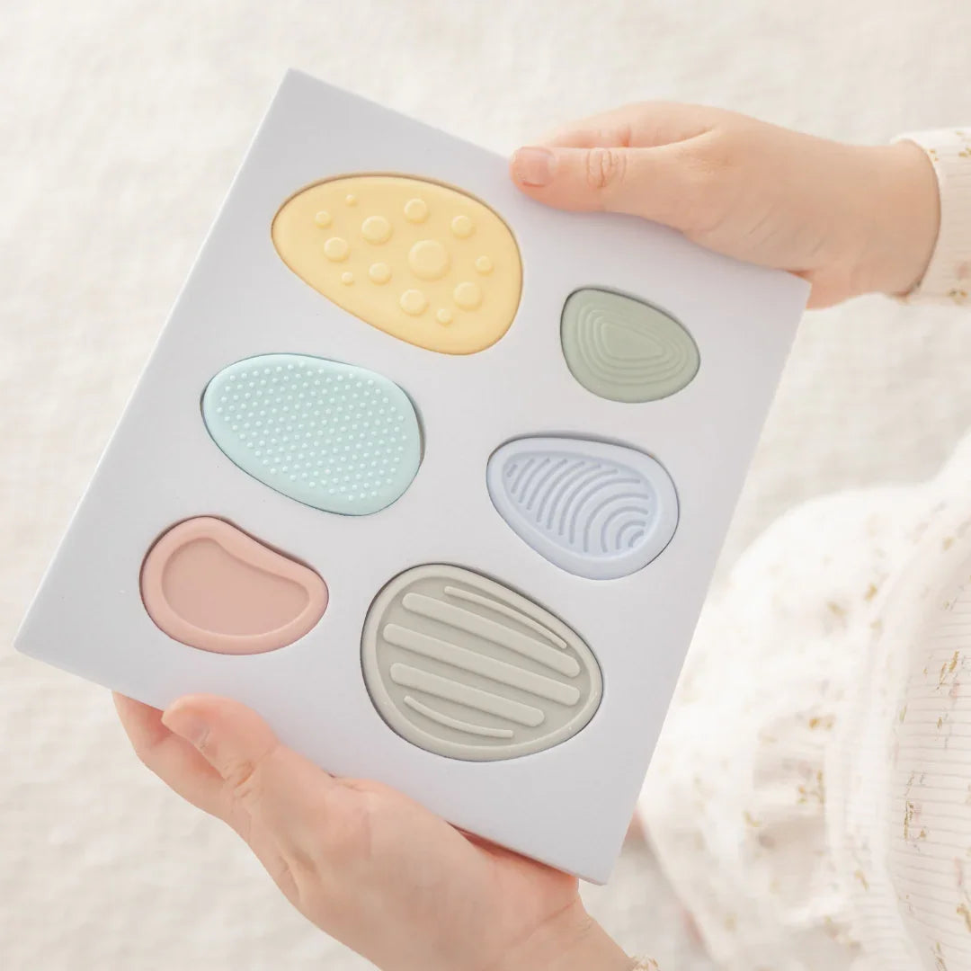 Mindful and Co Kids USA - Worry Stones – Calming Sensory Fidget for Kids (Set of 6)